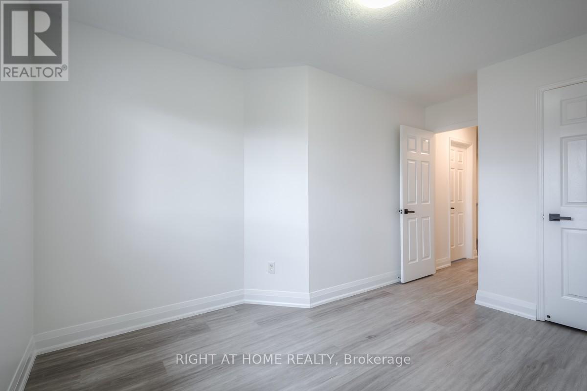 7401 Village Walk Property Photo 26