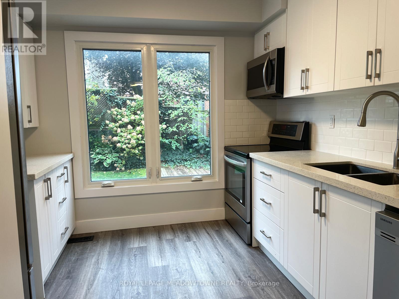 444 Vanier Drive Property Photo 13