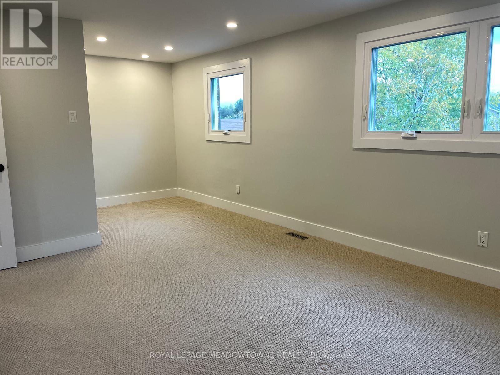 444 Vanier Drive Property Photo 18