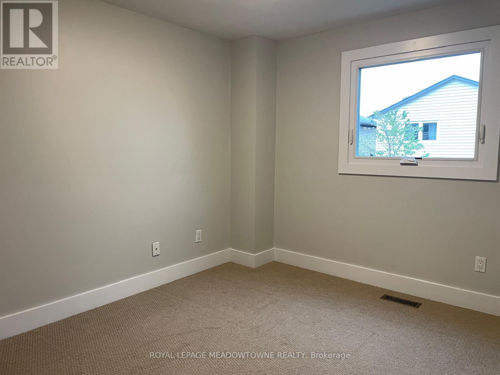 444 Vanier Drive Property Photo 24