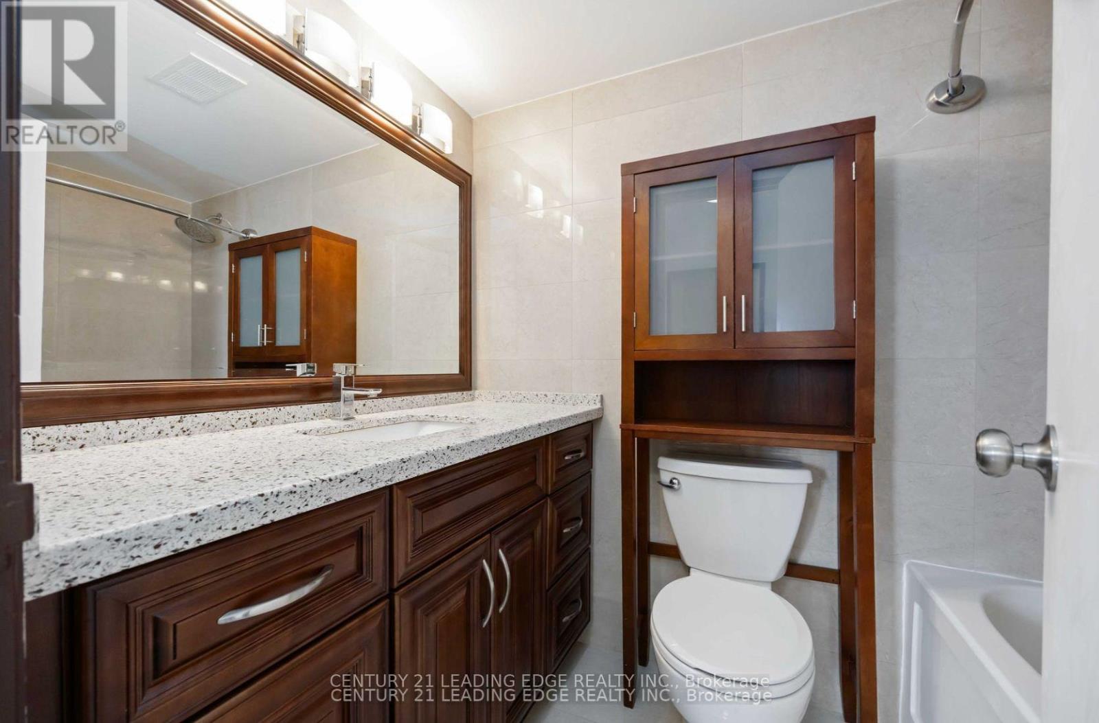 2403 - 330 Dixon Road Property Photo 10