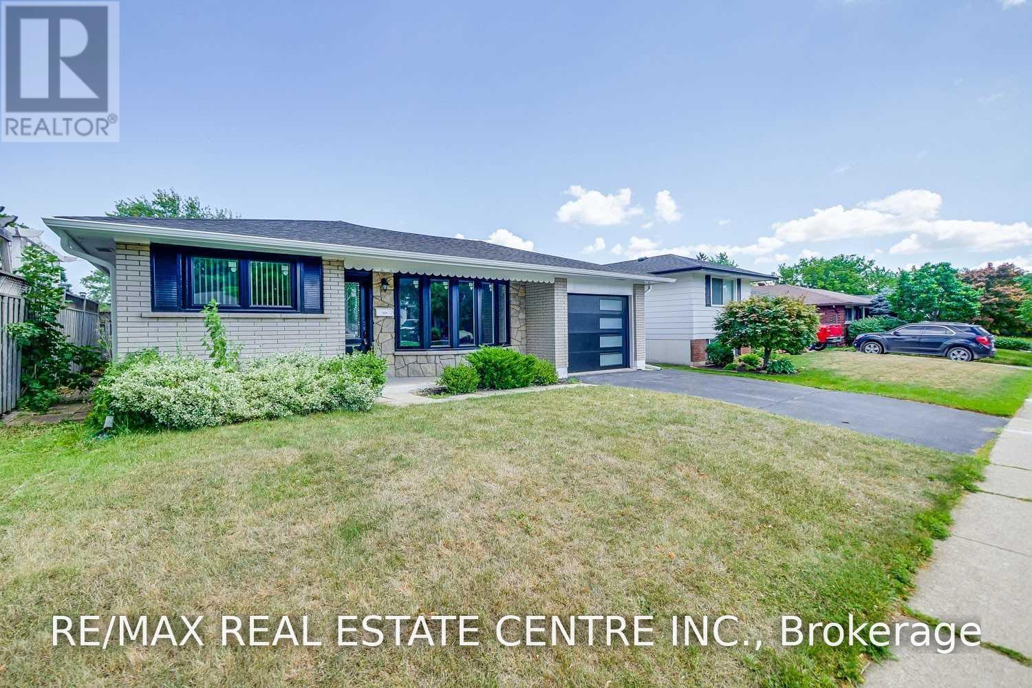 2134 MEADOWBROOK ROAD Property Photo 1