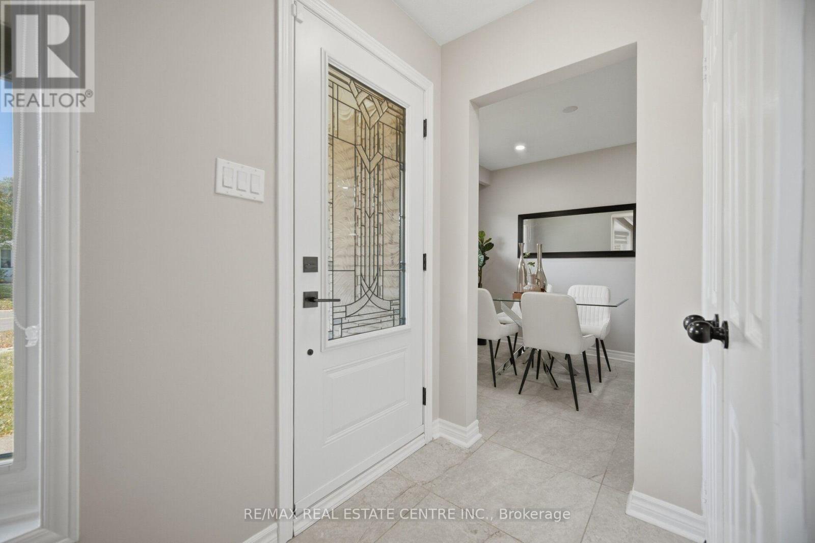 2134 Meadowbrook Road Property Photo 4