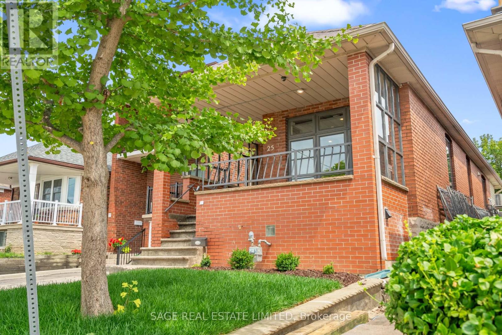 25 Chamberlain Avenue Property Photo 3