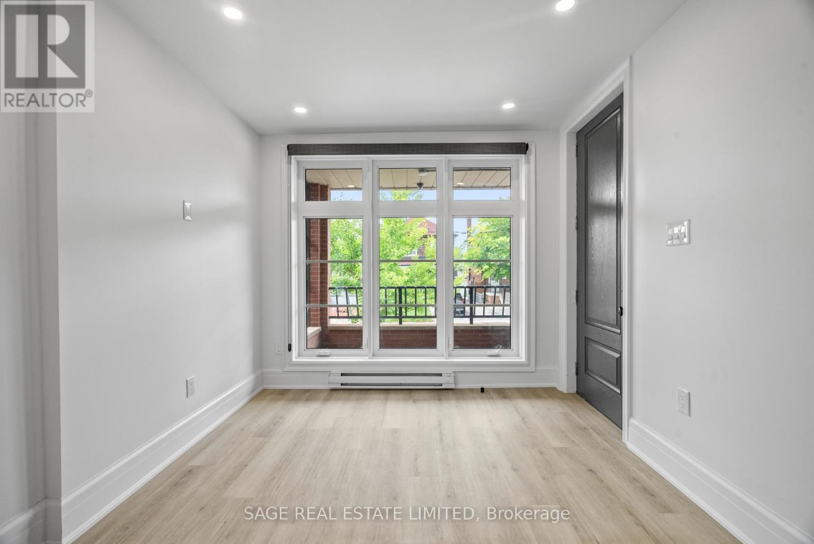 25 Chamberlain Avenue Property Photo 8