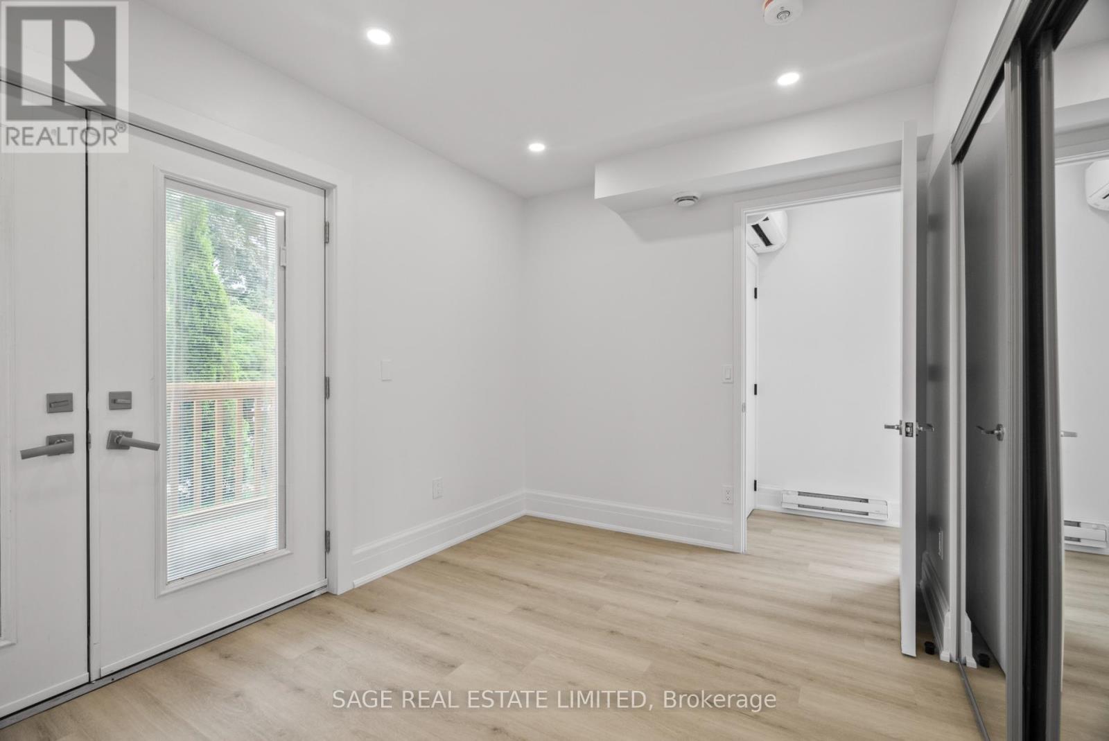 25 Chamberlain Avenue Property Photo 19