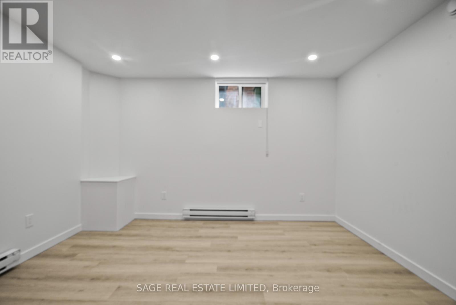 25 Chamberlain Avenue Property Photo 29