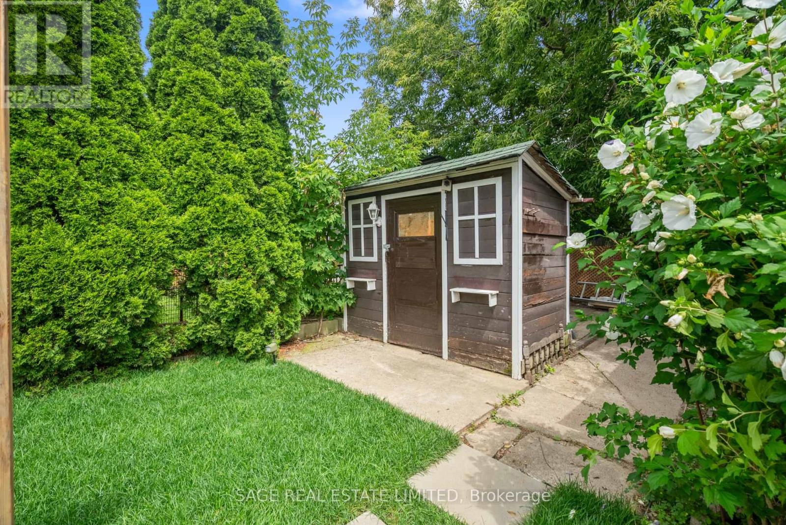 25 Chamberlain Avenue Property Photo 50