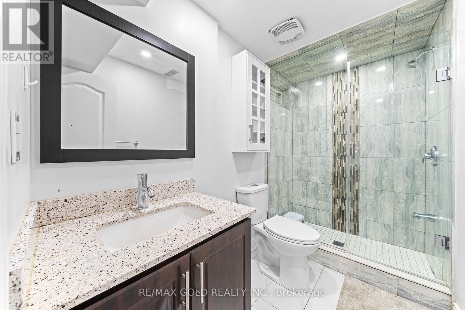 70 Crystalview Crescent Property Photo 23
