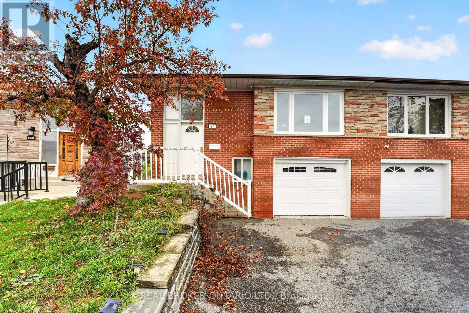 27 Vange Crescent Property Photo 1