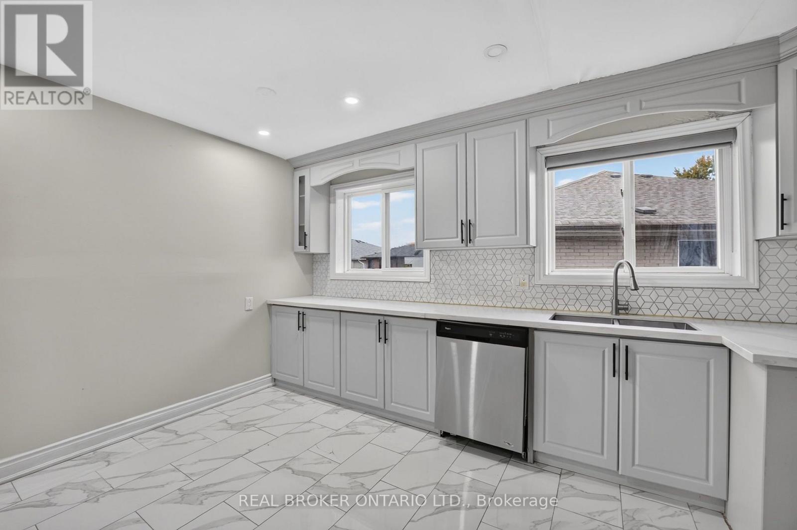 27 Vange Crescent Property Photo 7