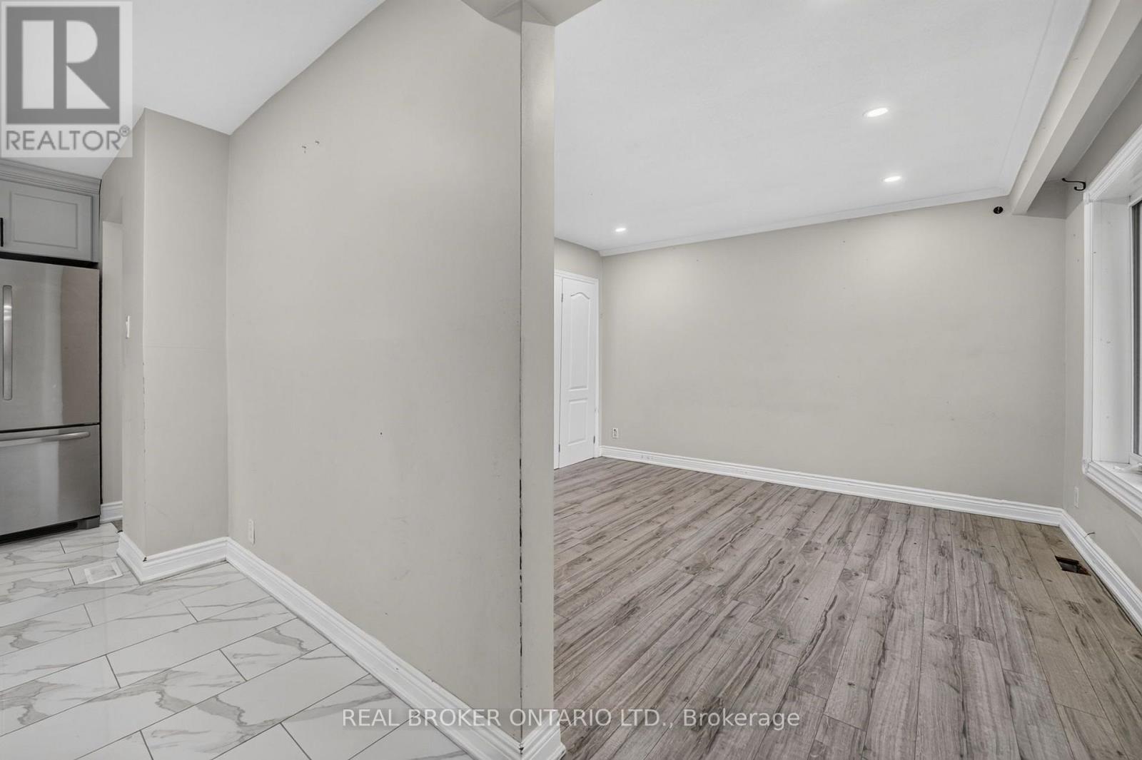 27 Vange Crescent Property Photo 8