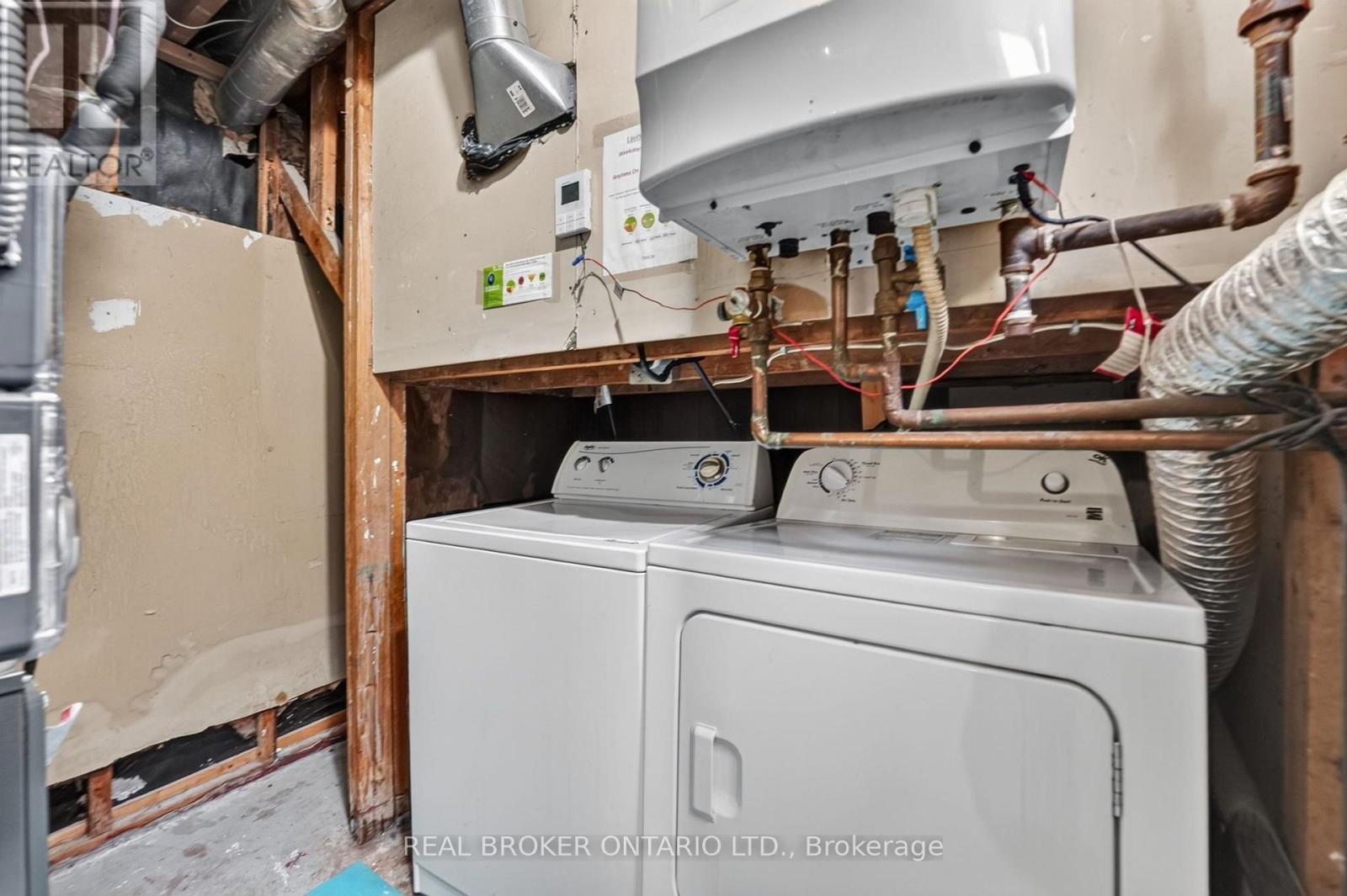 27 Vange Crescent Property Photo 39