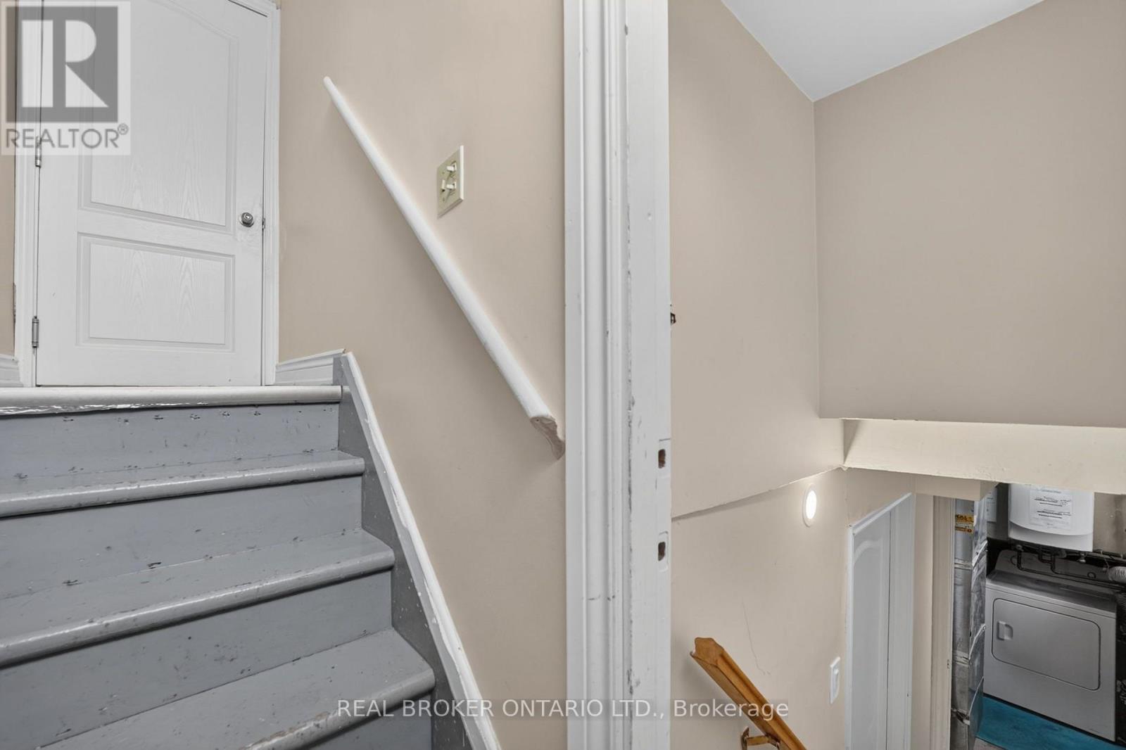 27 Vange Crescent Property Photo 40