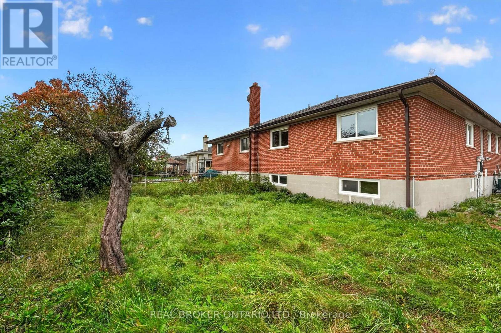 27 Vange Crescent Property Photo 46