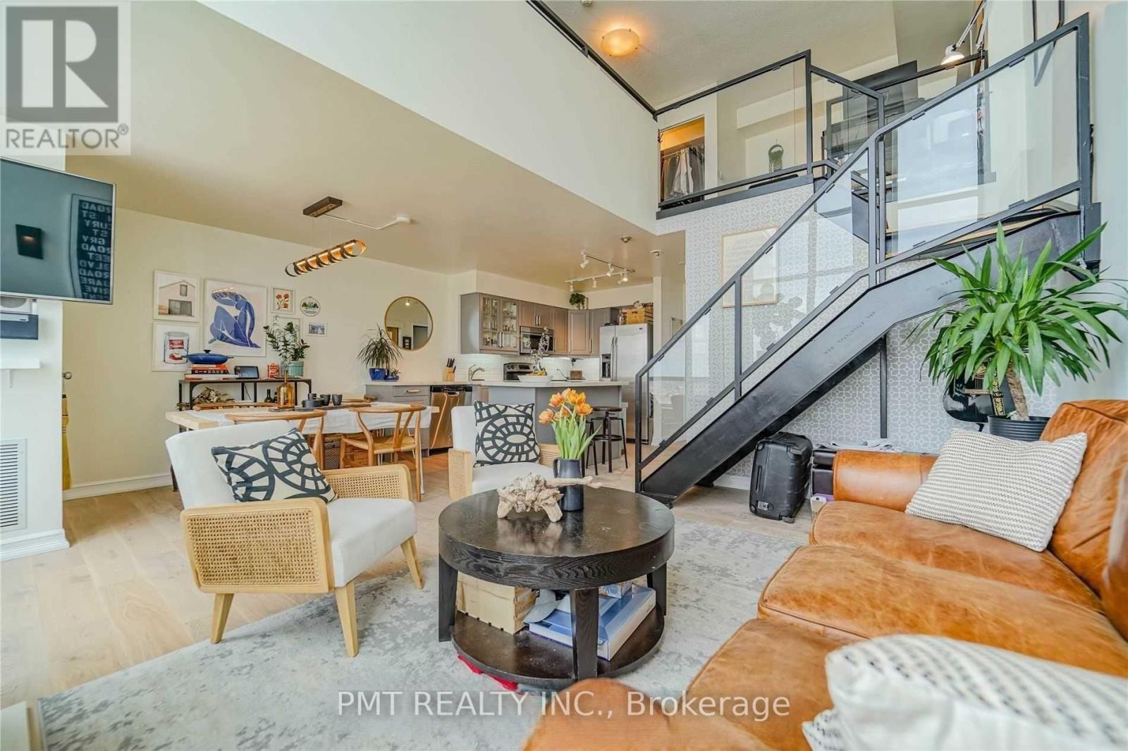 624 - 250 Manitoba Street Property Photo 8