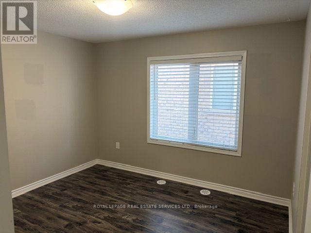 63 Bond Head Court Property Photo 11