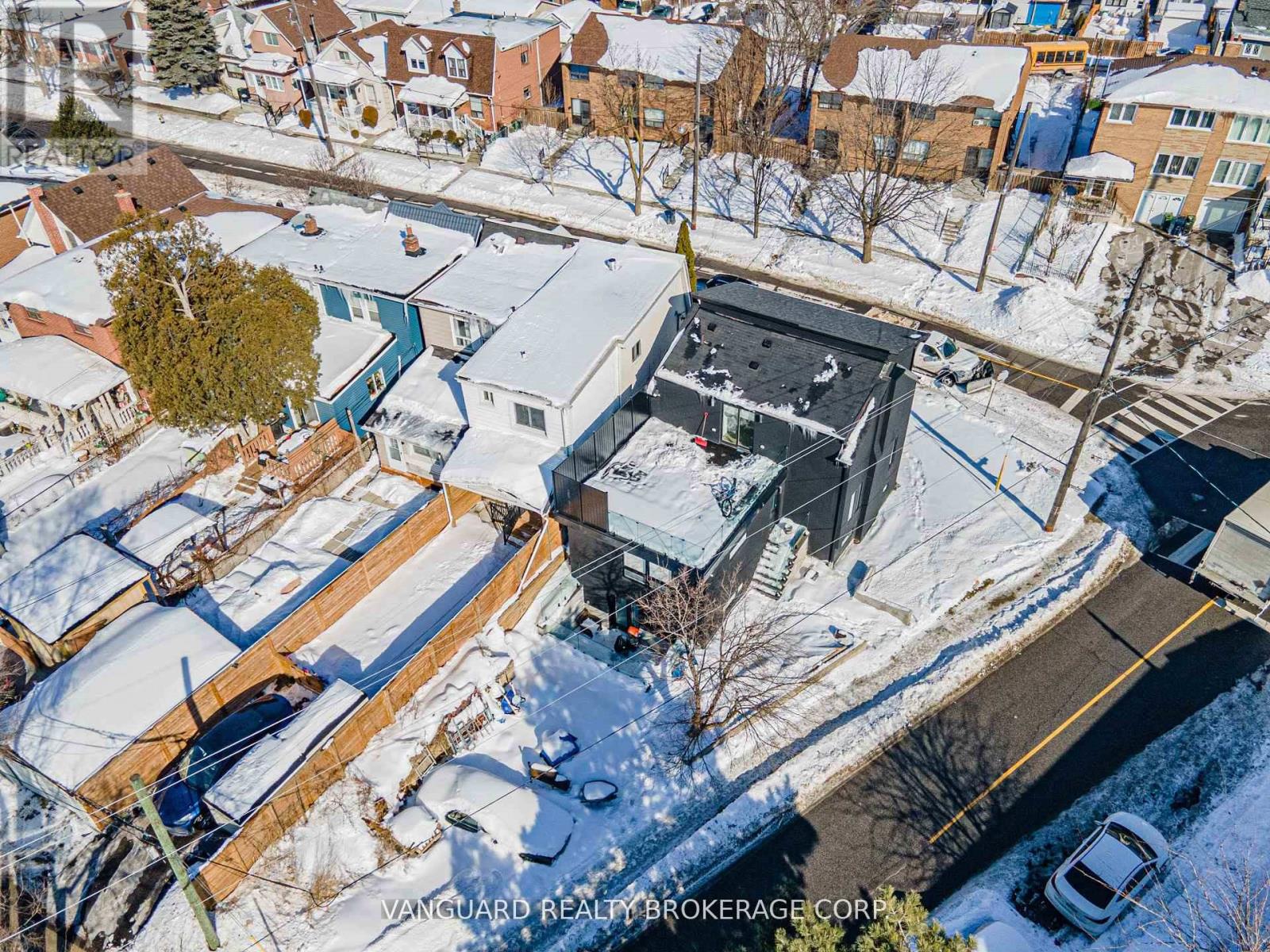 410 Maybank Avenue Property Photo 6