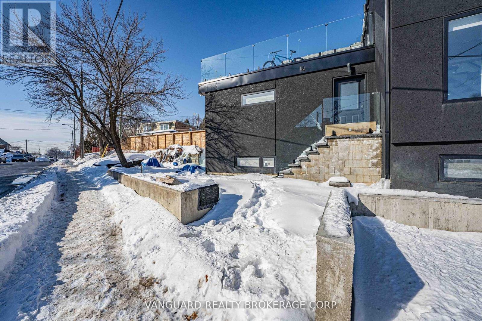 410 Maybank Avenue Property Photo 12