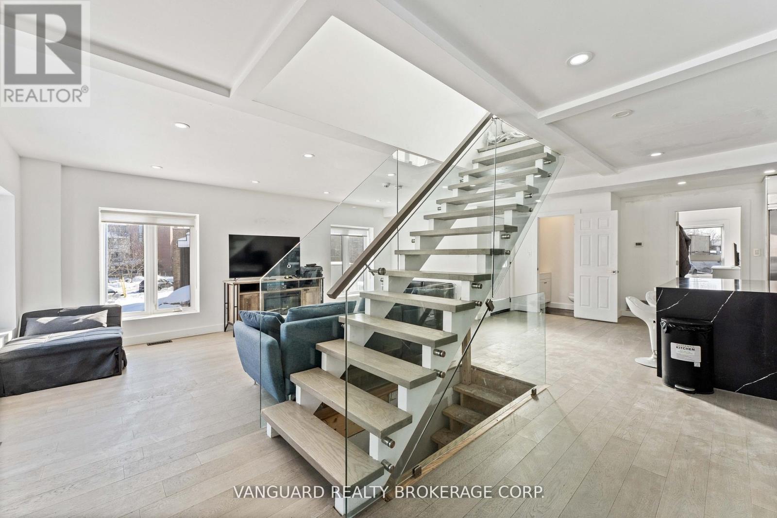 410 Maybank Avenue Property Photo 16