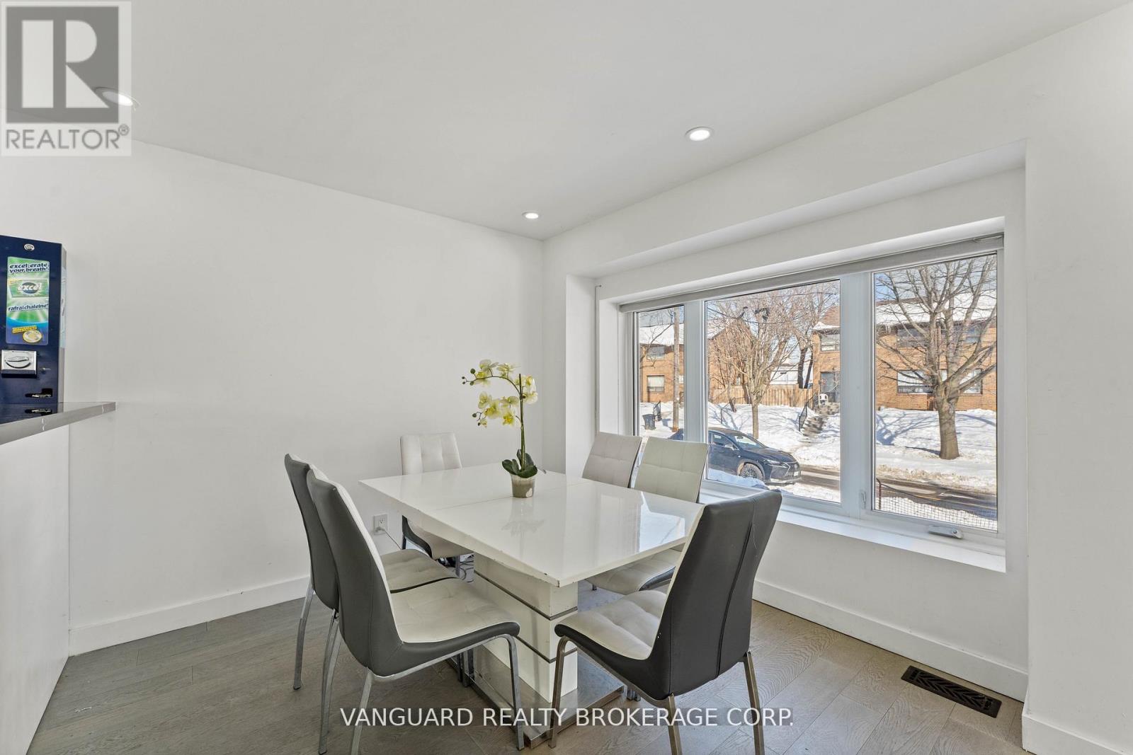 410 Maybank Avenue Property Photo 18