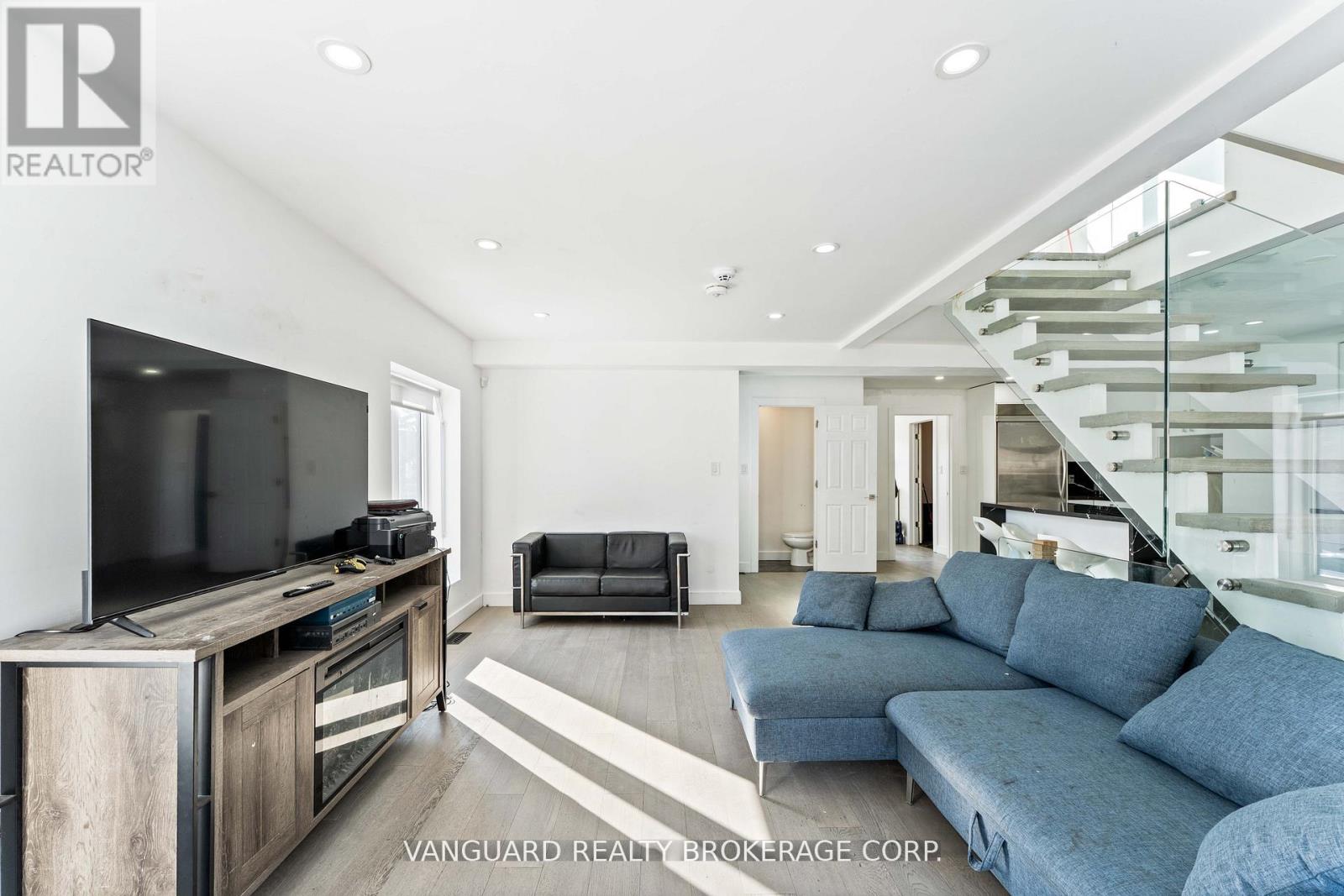 410 Maybank Avenue Property Photo 19