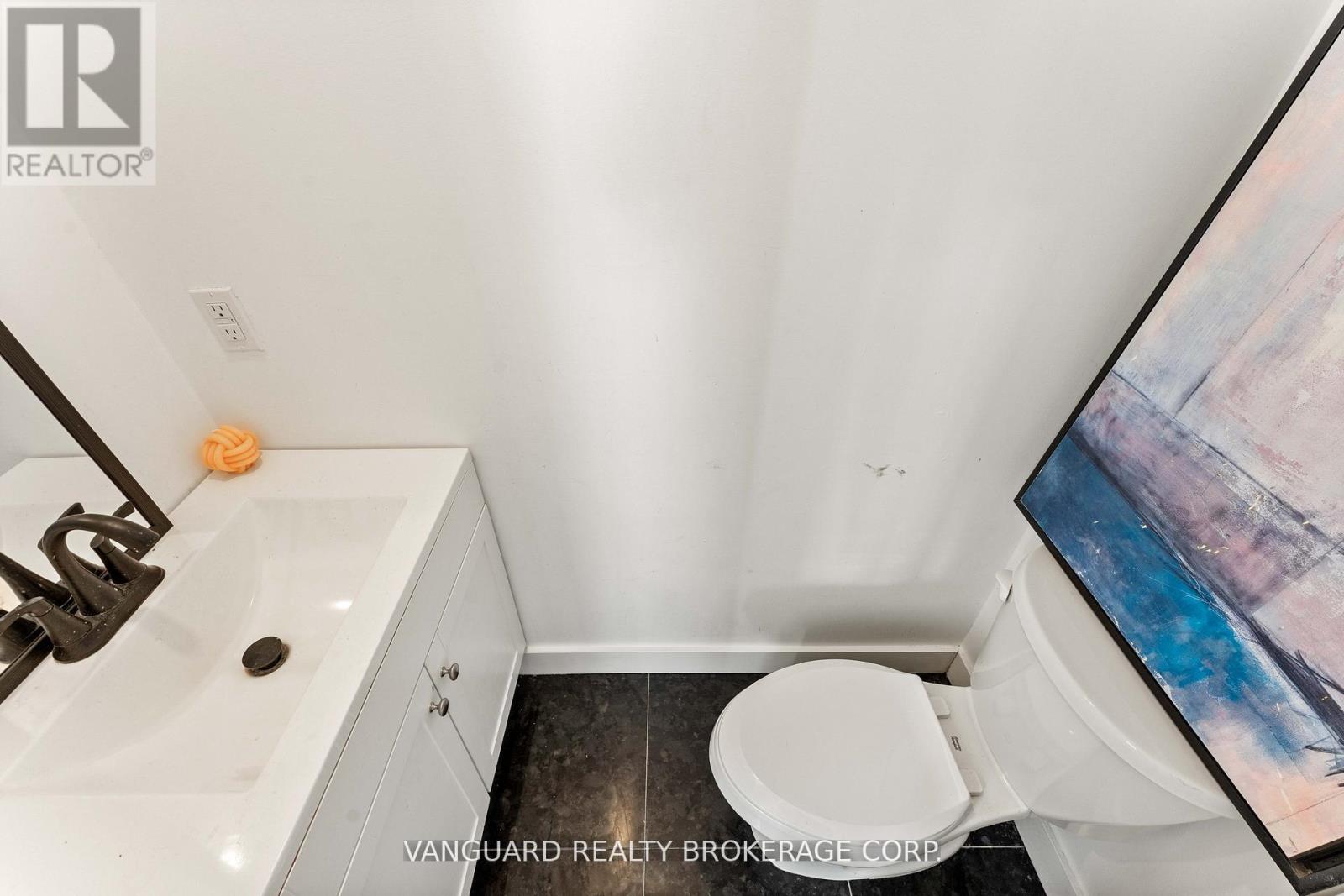 410 Maybank Avenue Property Photo 25