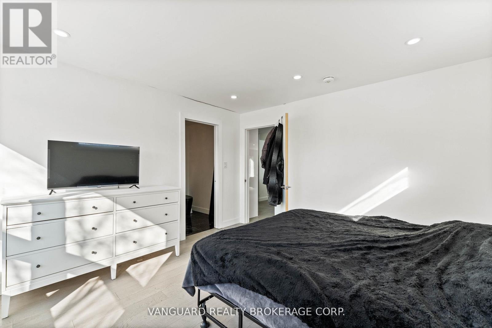 410 Maybank Avenue Property Photo 28
