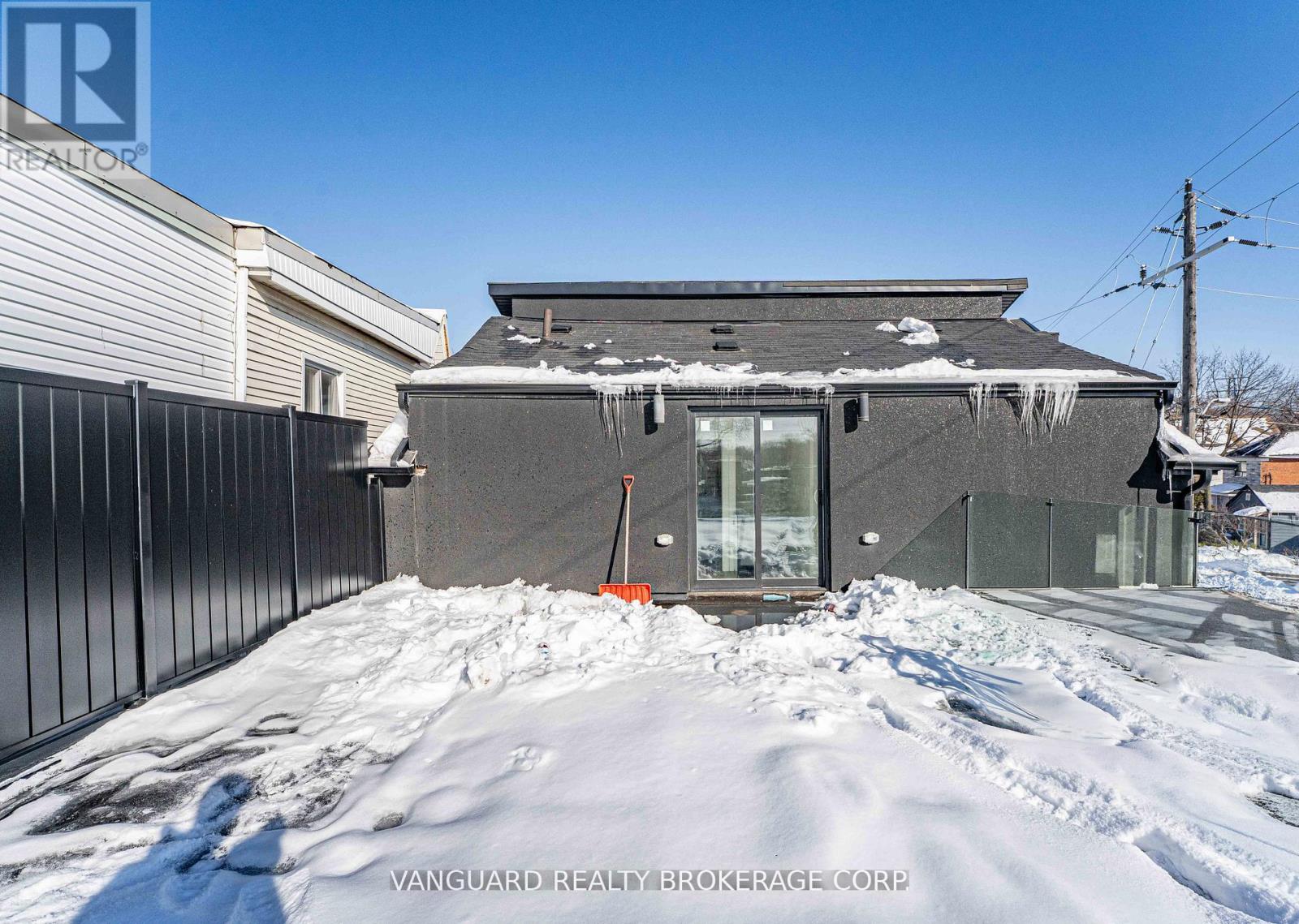 410 Maybank Avenue Property Photo 35