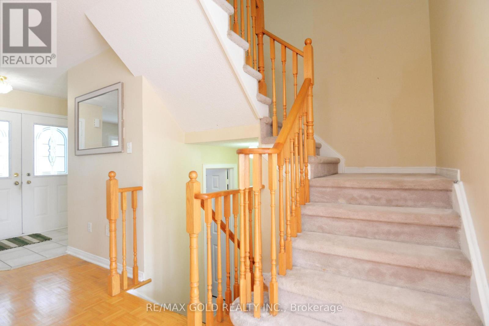 5974 Tenth Line Property Photo 13