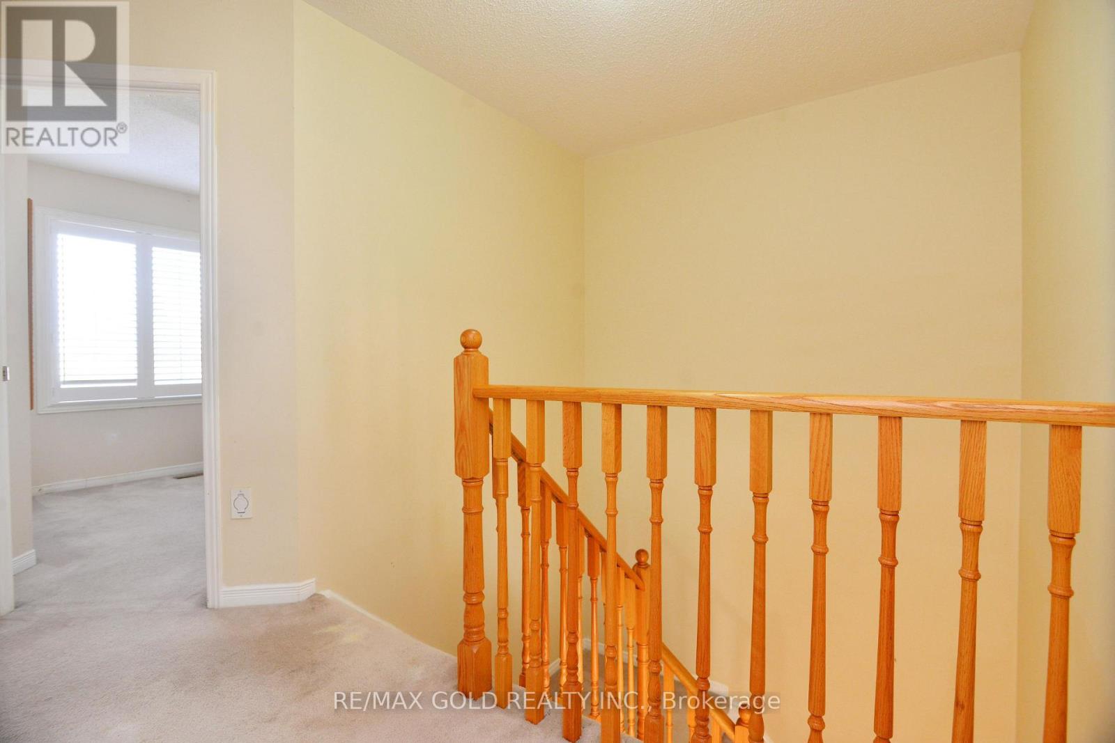 5974 Tenth Line Property Photo 21