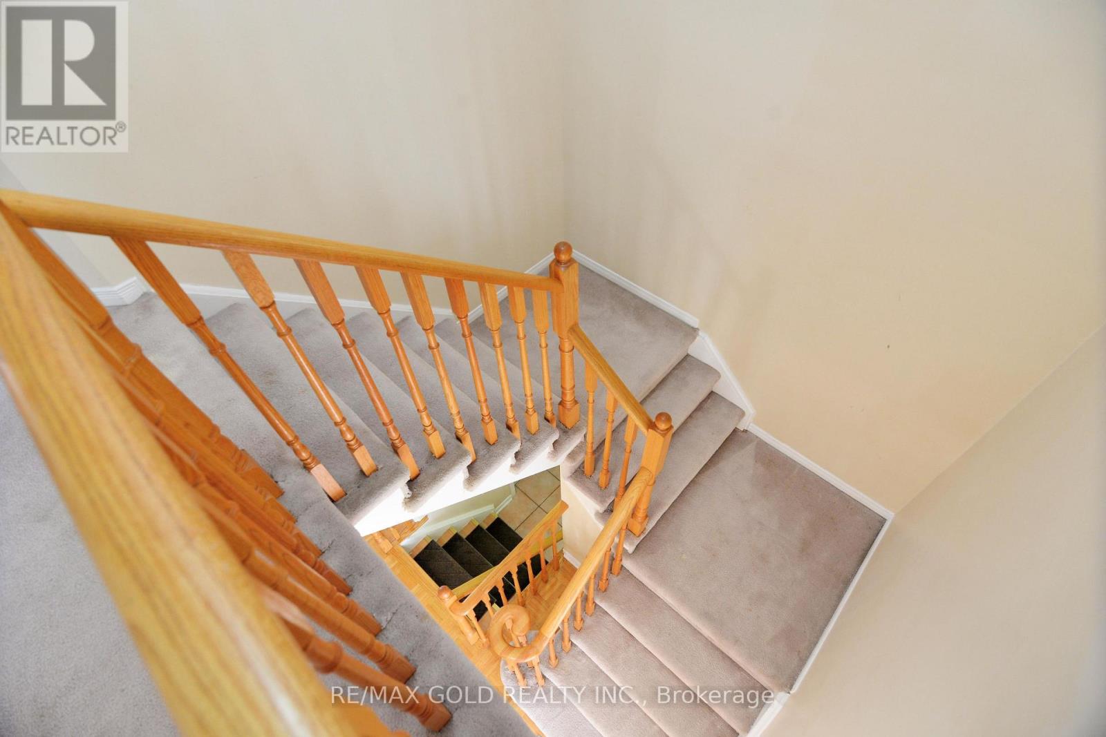 5974 Tenth Line Property Photo 22