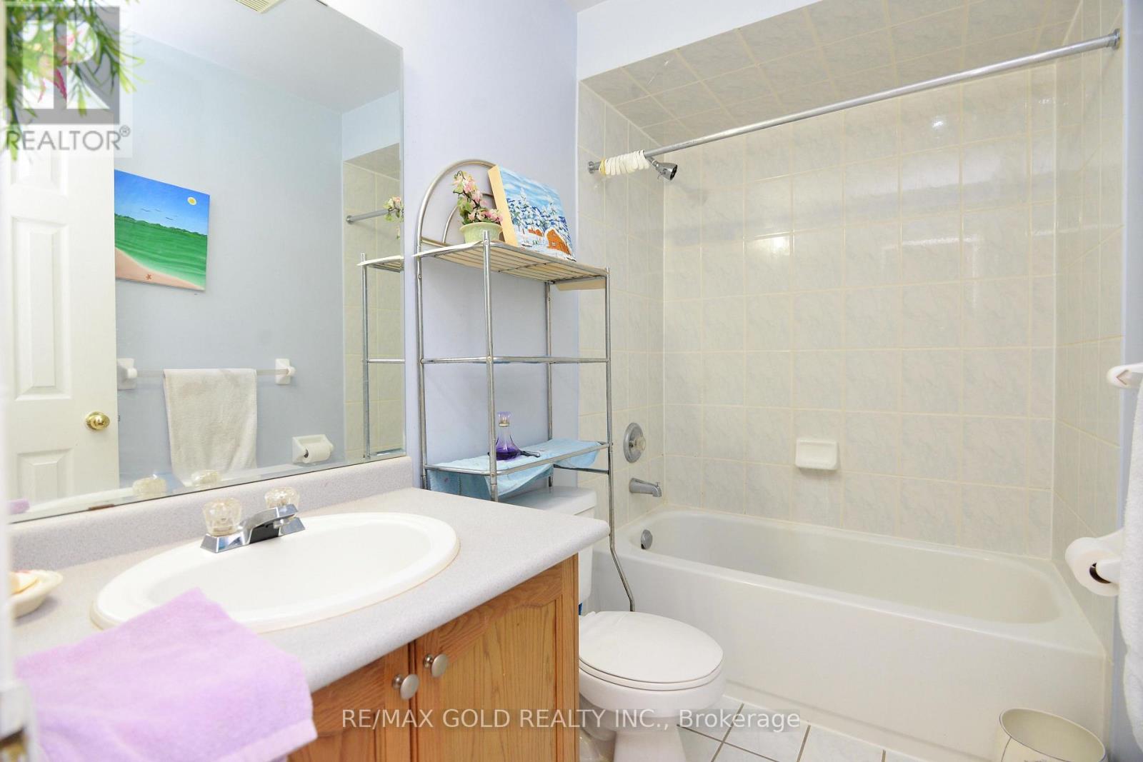 5974 Tenth Line Property Photo 34