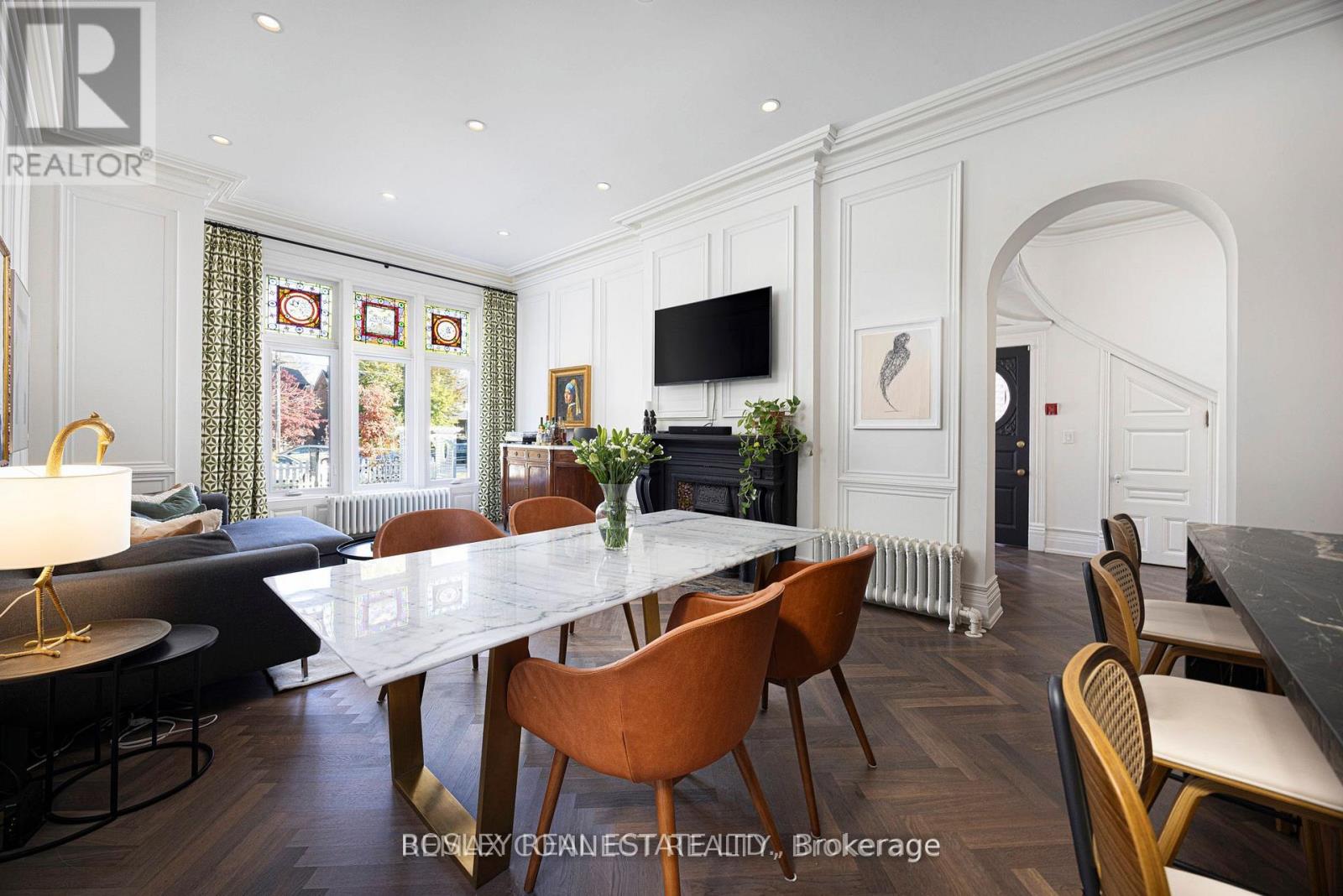 Main - 178 High Park Avenue Property Photo 10