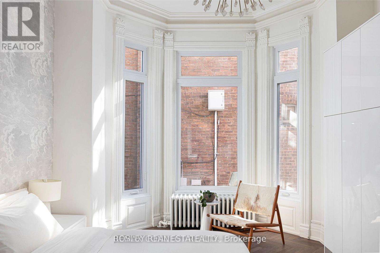 Main - 178 High Park Avenue Property Photo 24