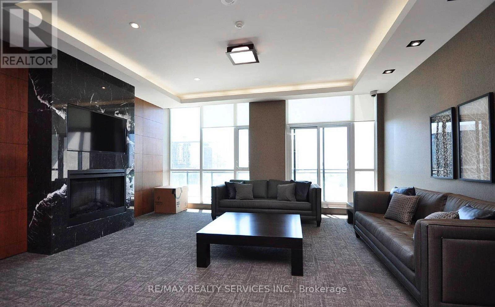 1801 - 4099 Brickstone Mews Property Photo 7