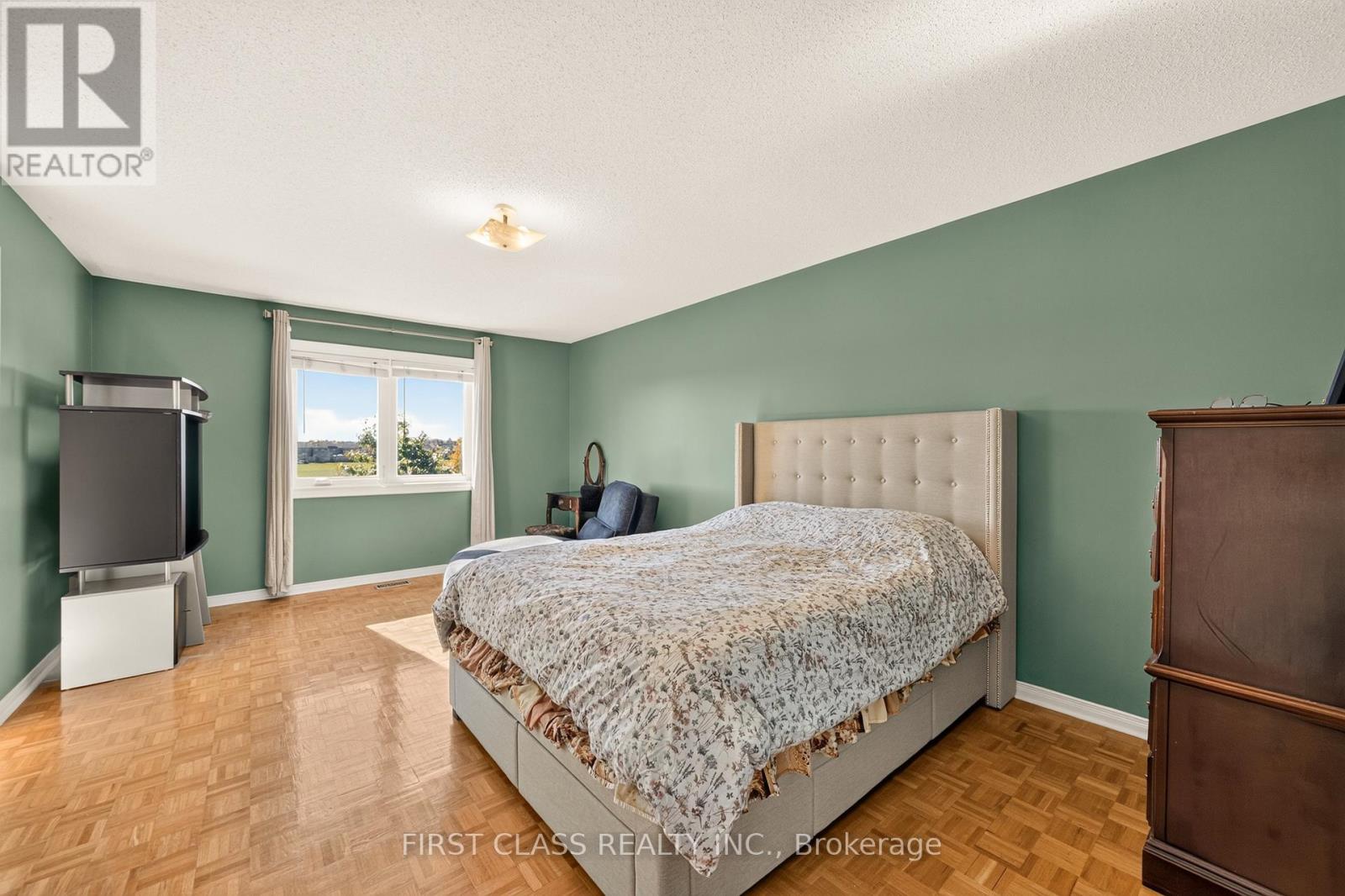 38 Pacific Wind Crescent Property Photo 20