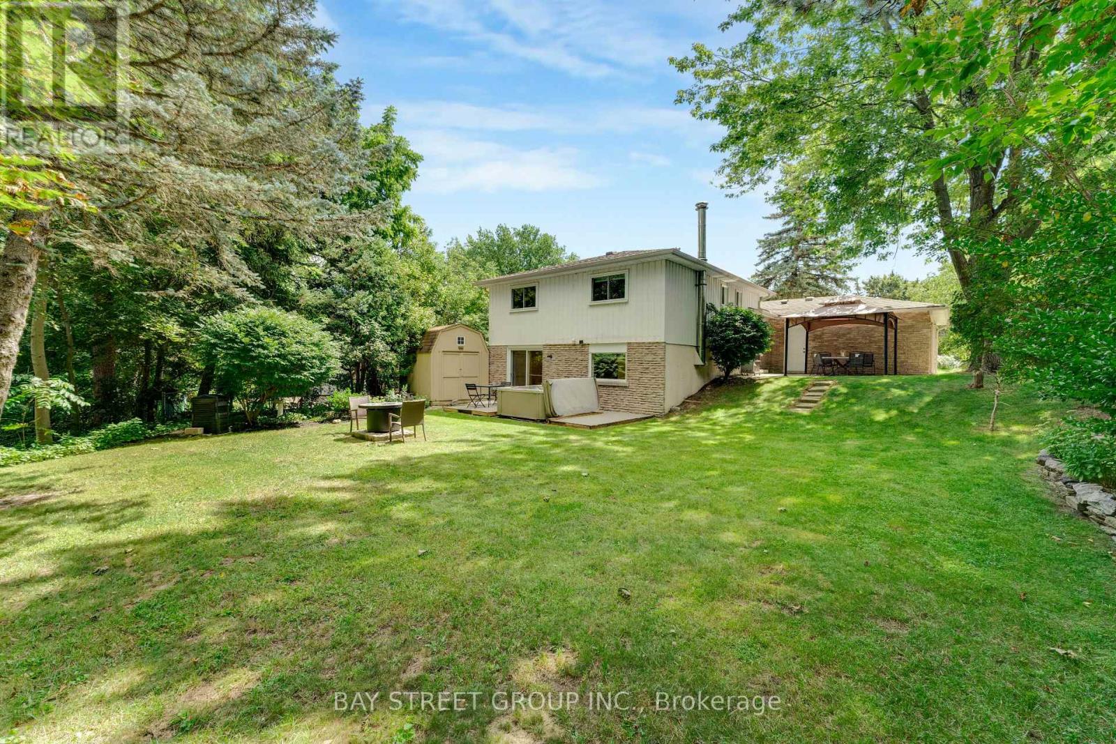 2283 Devon Road Property Photo 41