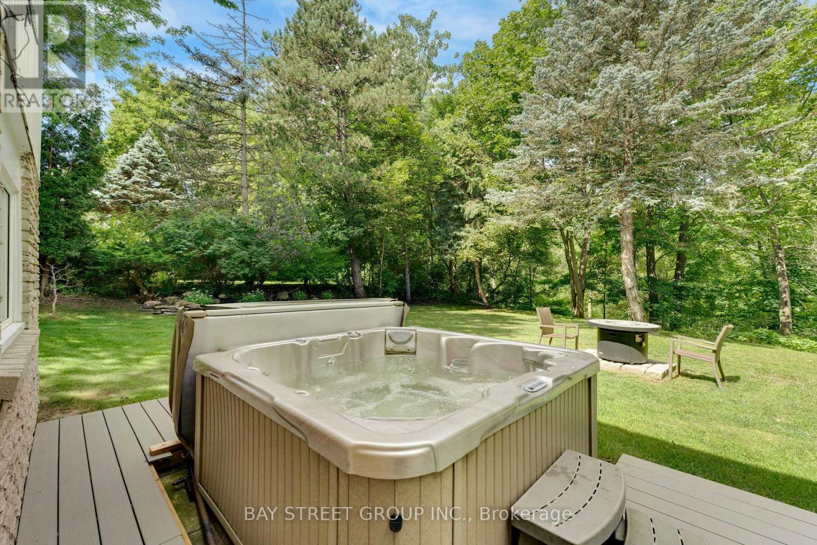 2283 Devon Road Property Photo 43