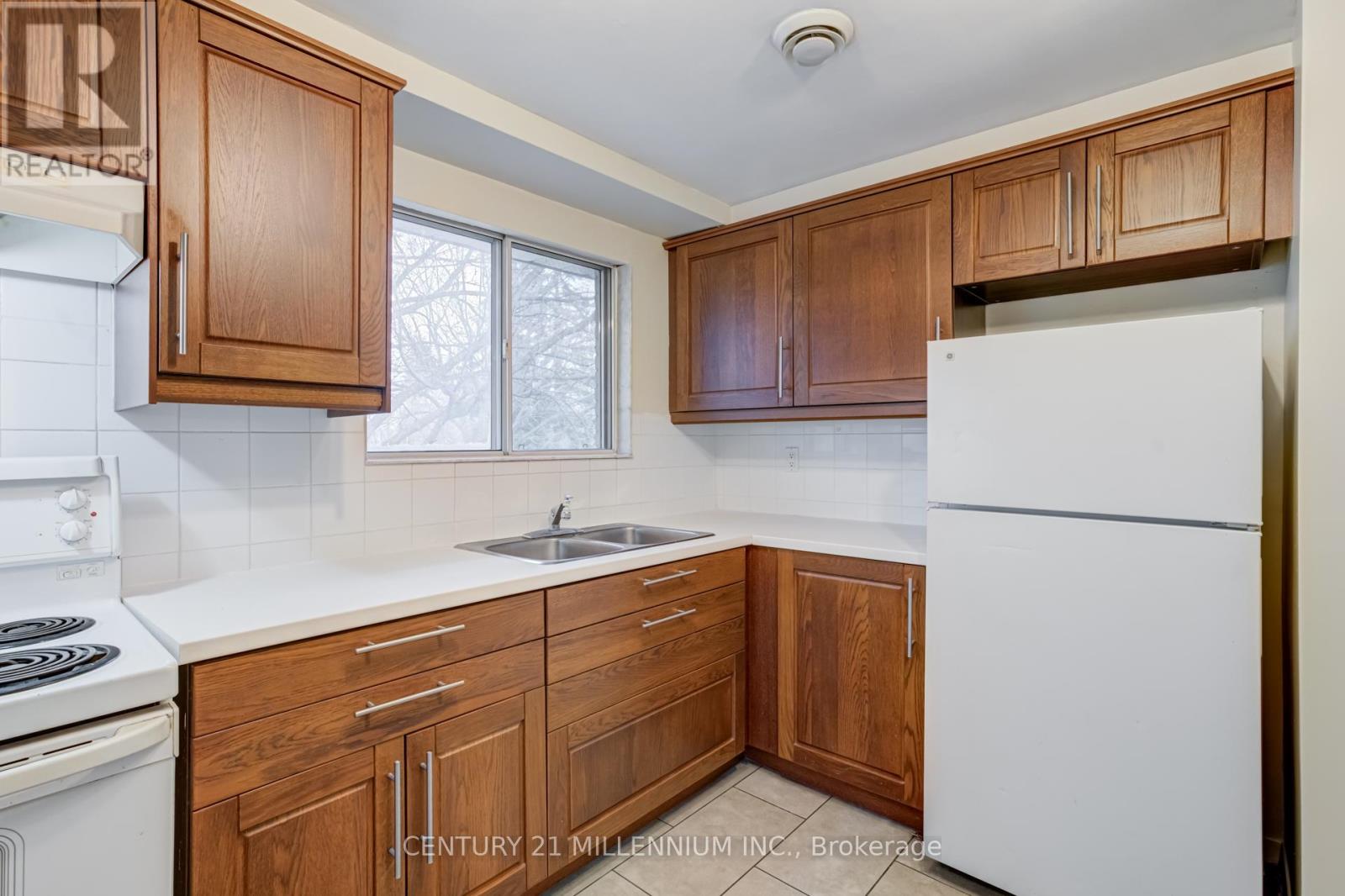 A - 41 English Street Property Photo 7