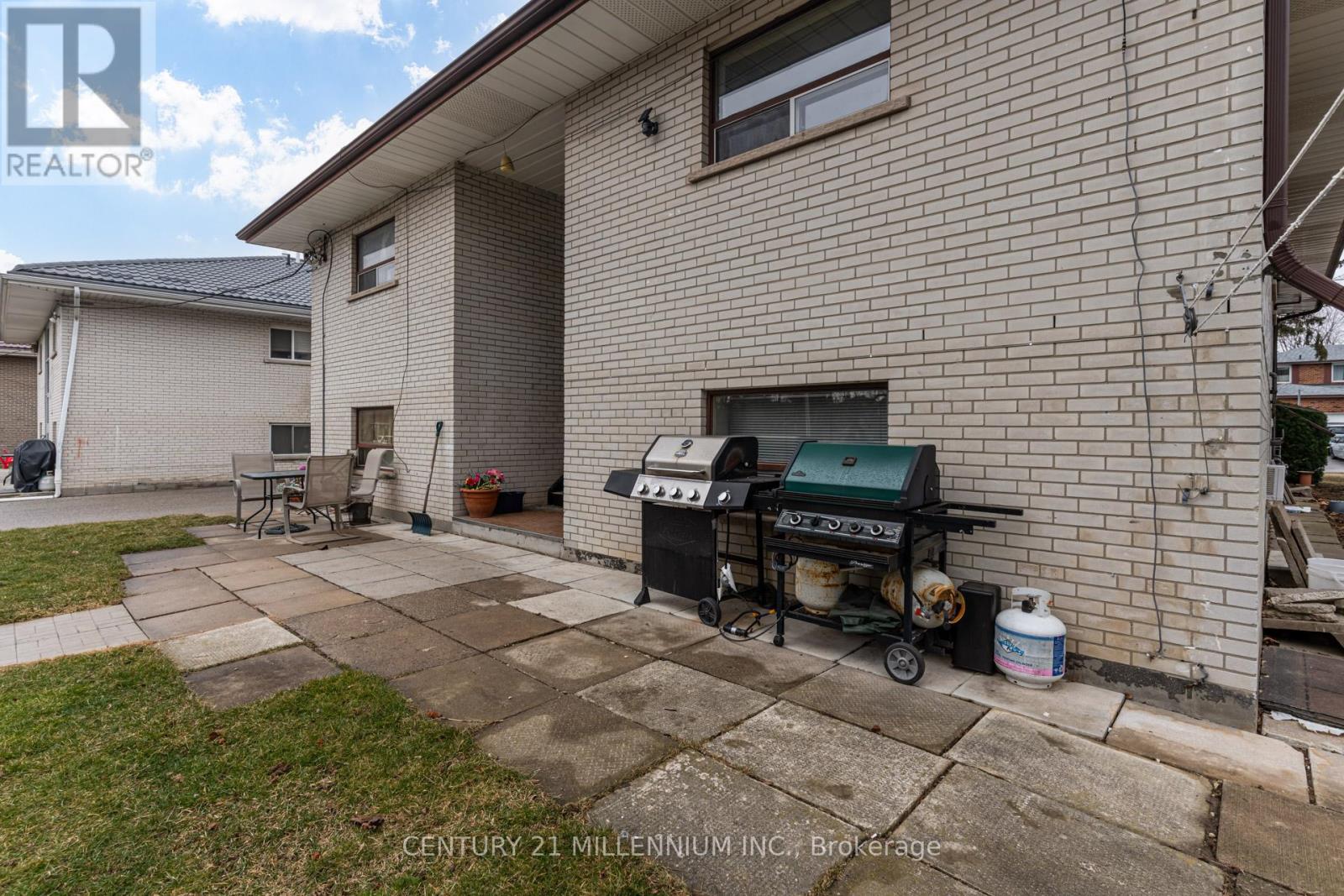 A - 41 English Street Property Photo 14