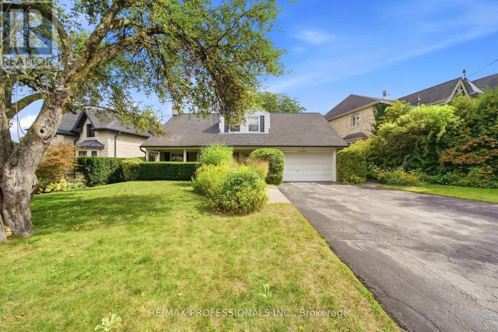15 Hartfield Court Property Photo 1