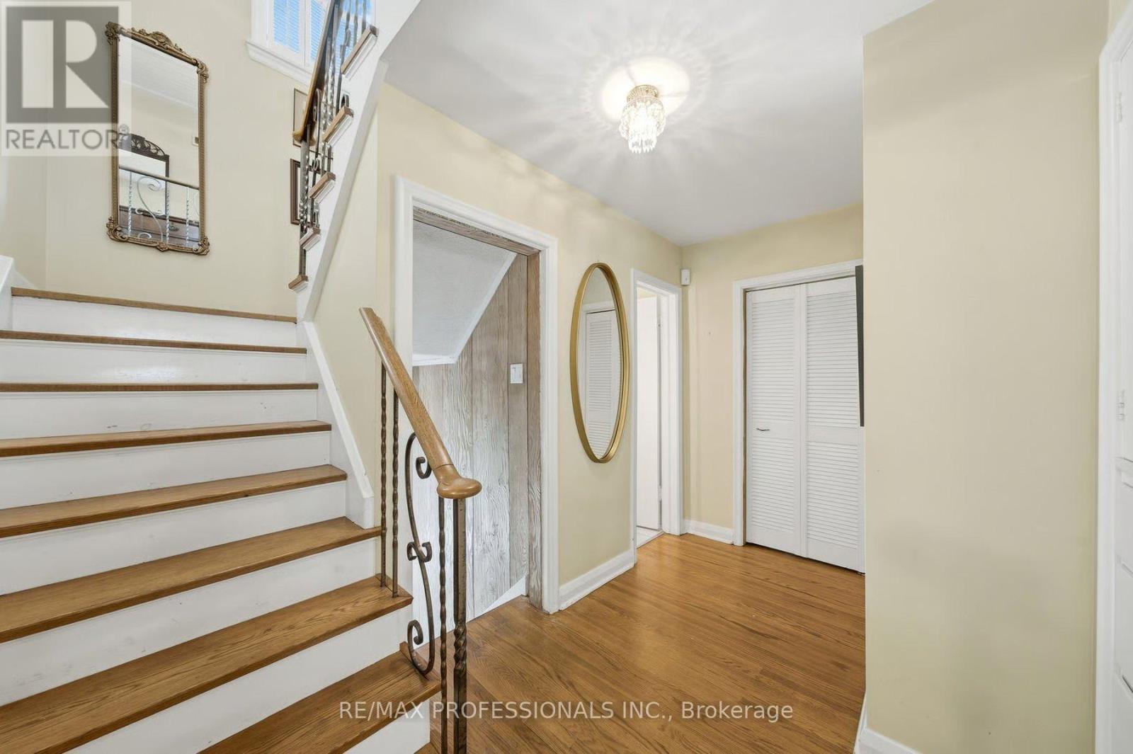 15 Hartfield Court Property Photo 19
