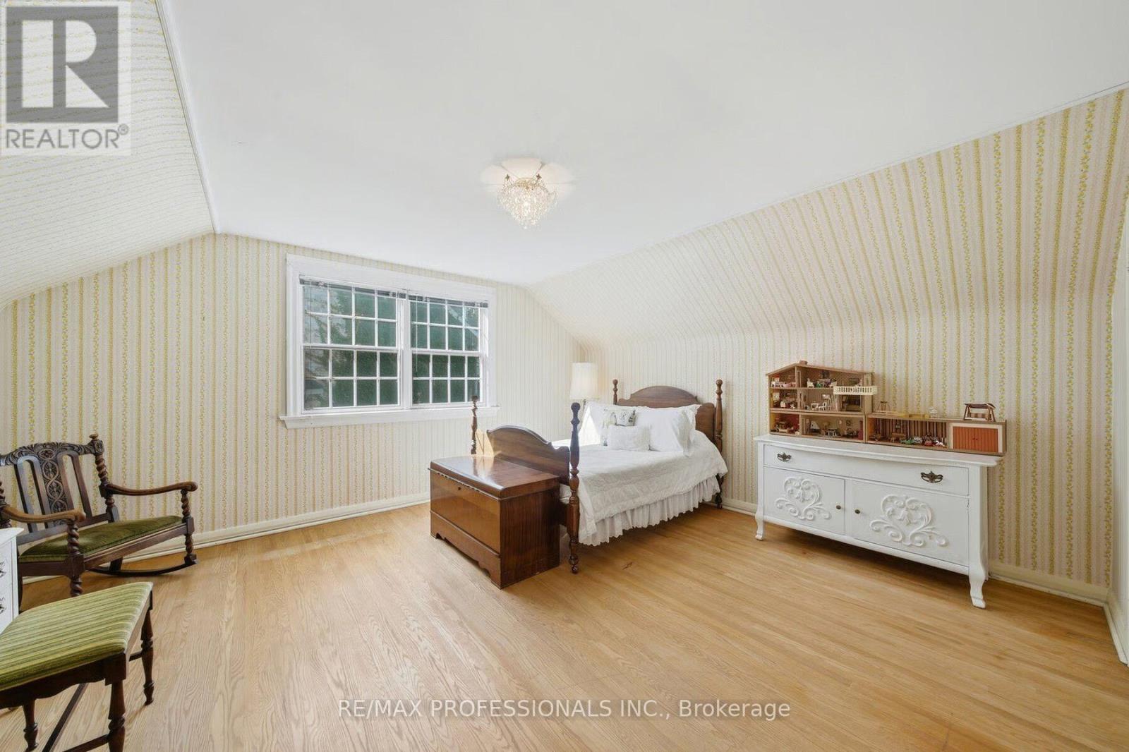 15 Hartfield Court Property Photo 23