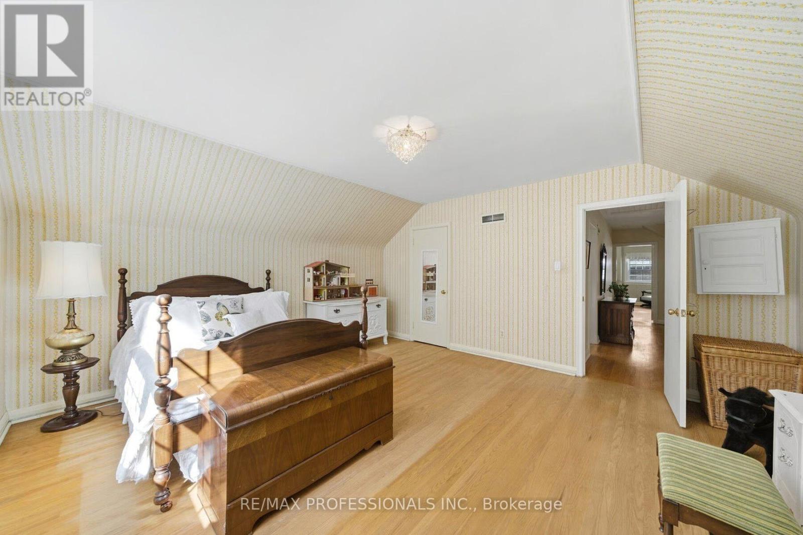 15 Hartfield Court Property Photo 24