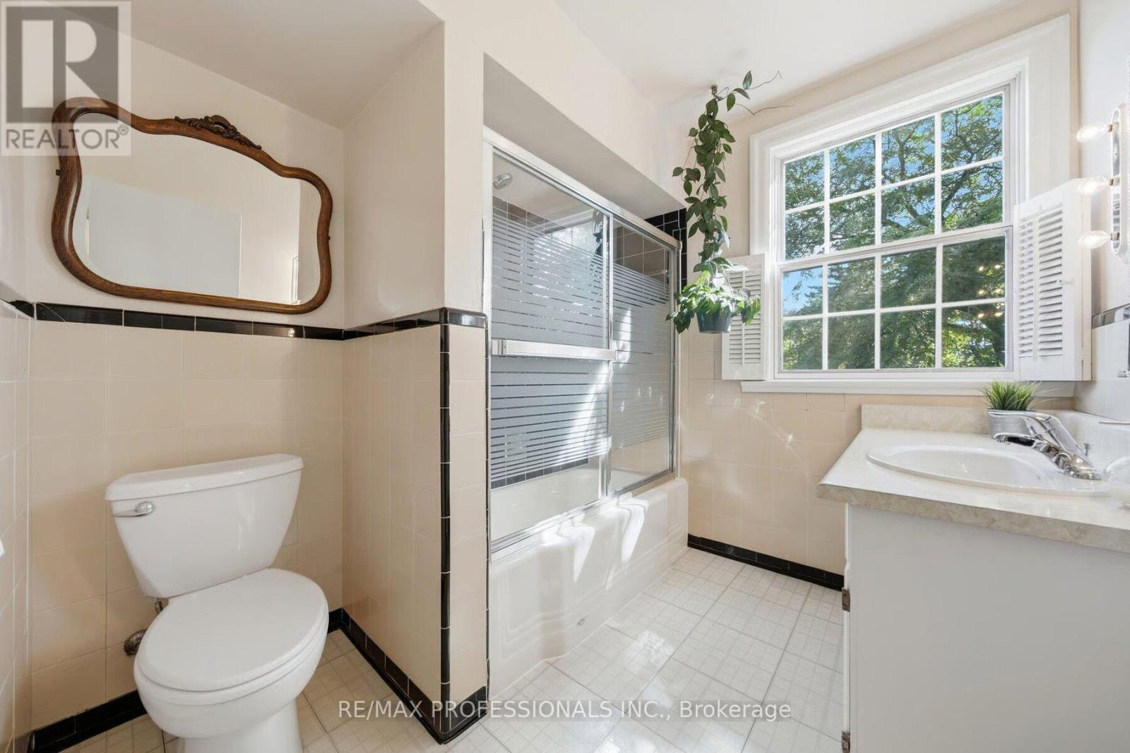 15 Hartfield Court Property Photo 26