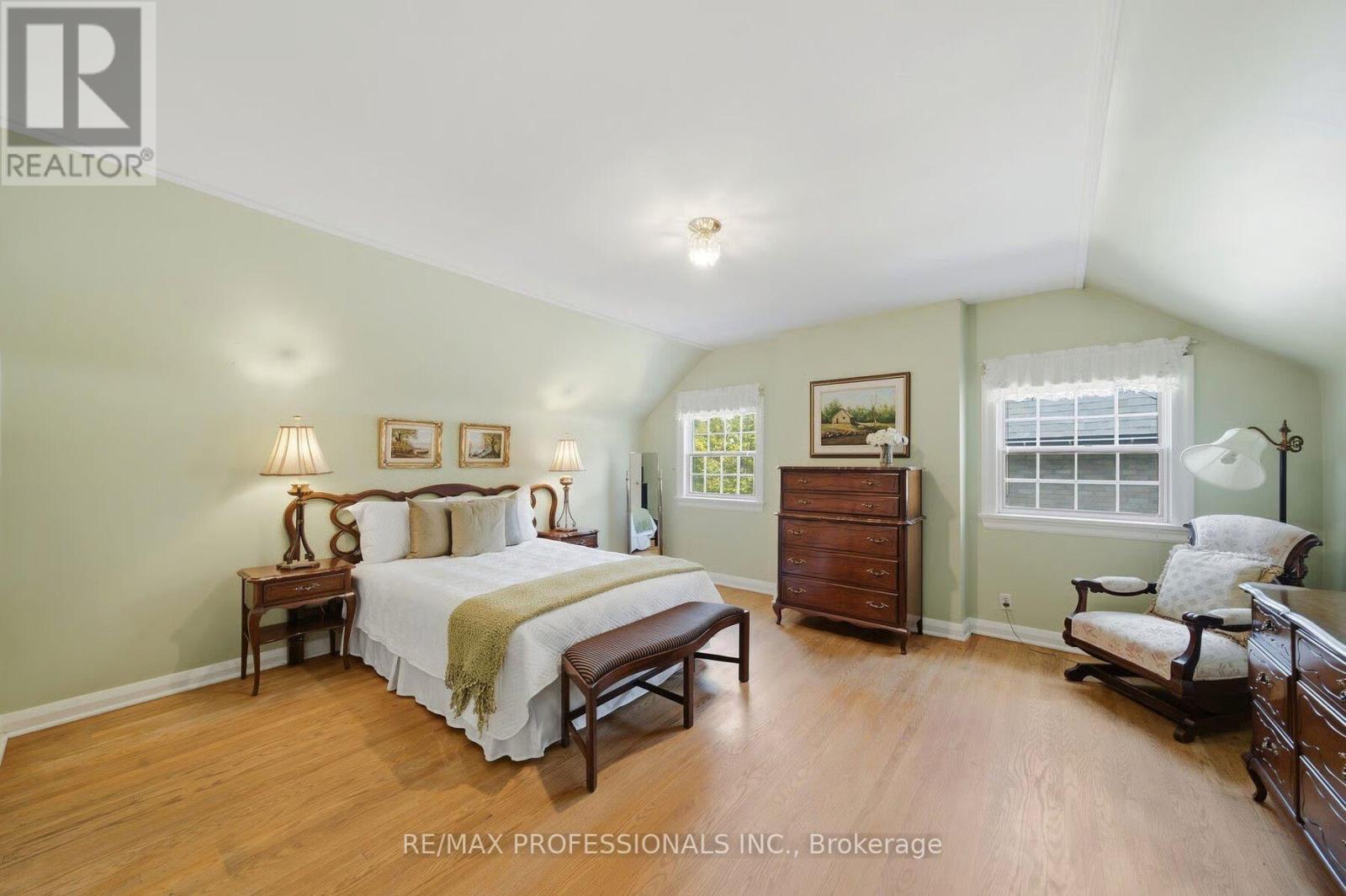 15 Hartfield Court Property Photo 28