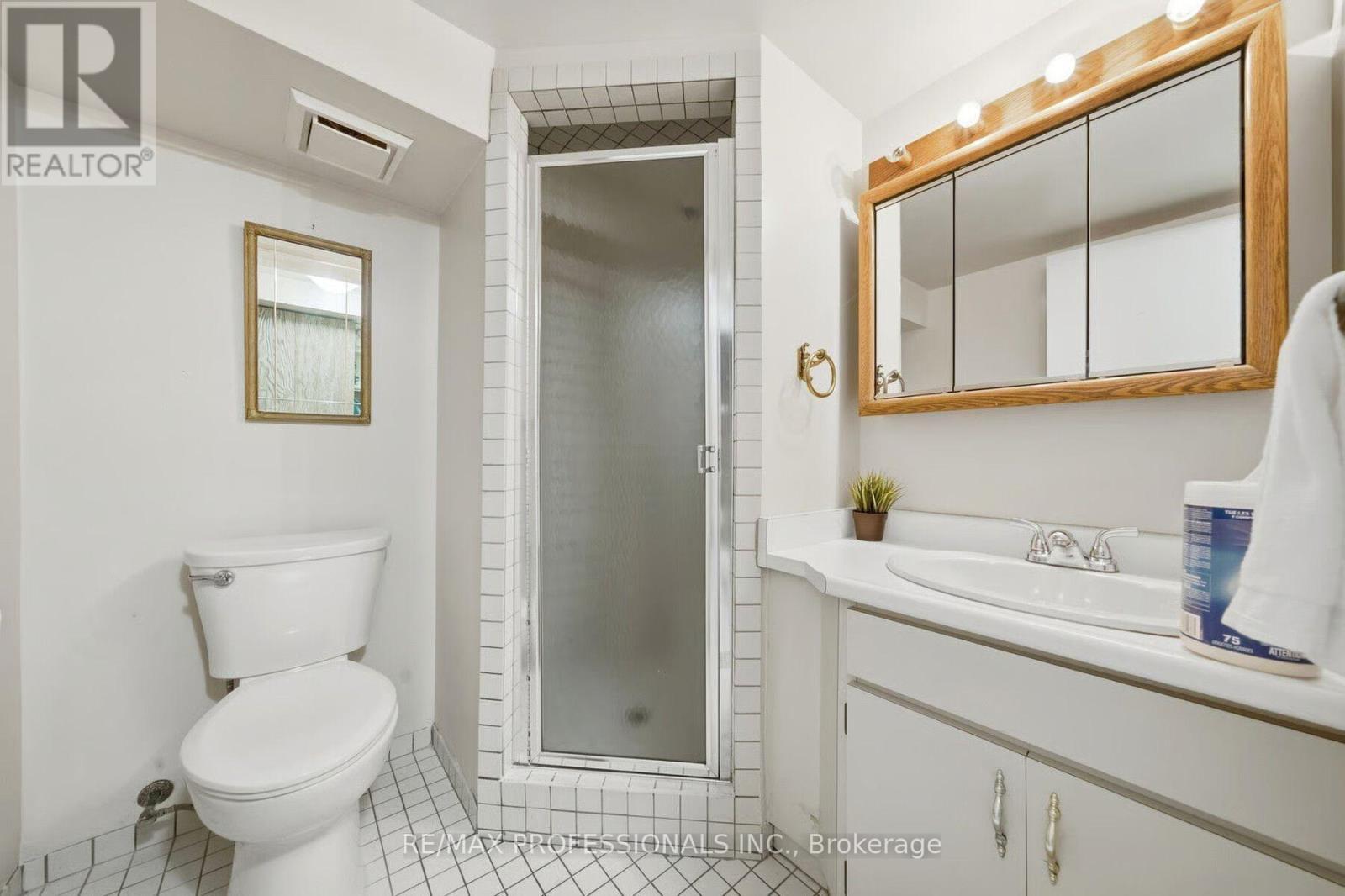15 Hartfield Court Property Photo 30