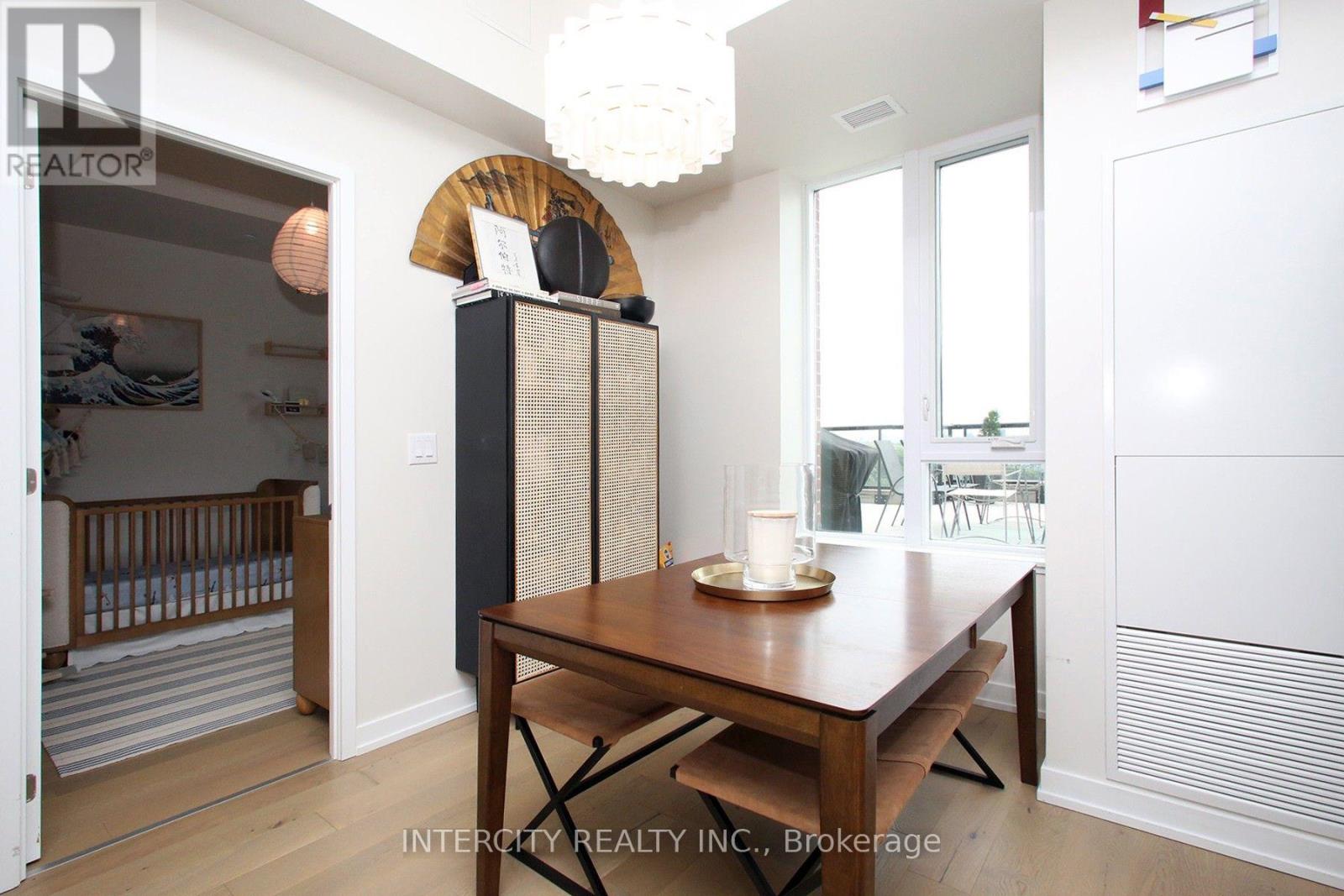 1201 - 3100 Keele Street Property Photo 10