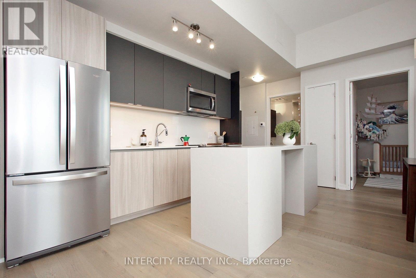 1201 - 3100 Keele Street Property Photo 12